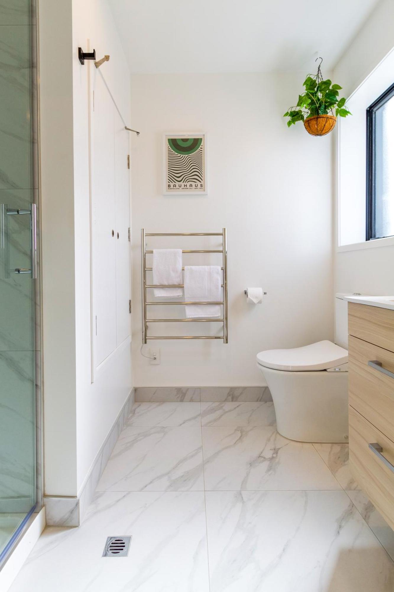 Prime Locale: Studio With Balcony Christchurch Esterno foto