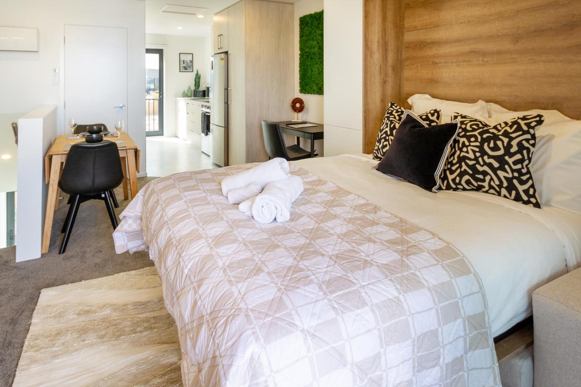 Prime Locale: Studio With Balcony Christchurch Esterno foto